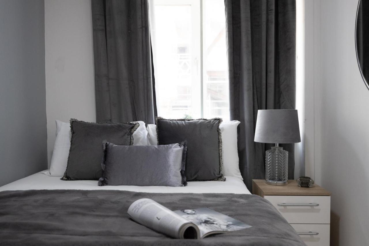 Spacious 4 Bedroom House Next To Kensington Palace Apartamento *
