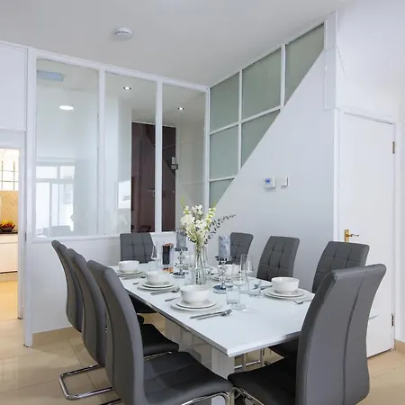Spacious 4 Bedroom House Next To Kensington Palace London Exterior photo