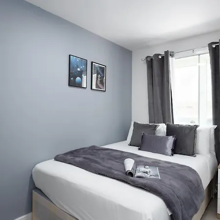 Spacious 4 Bedroom House Next To Kensington Palace London Exterior photo