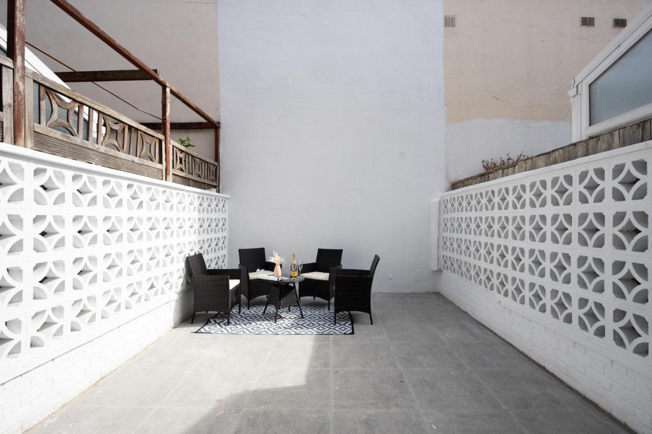 Spacious 4 Bedroom House Next To Kensington Palace Апартаменты Лондон